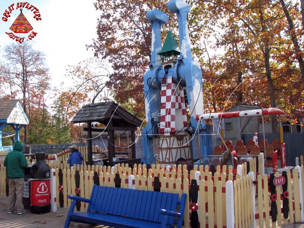 Seaport Barnstormer At Six Flags Great Adventure